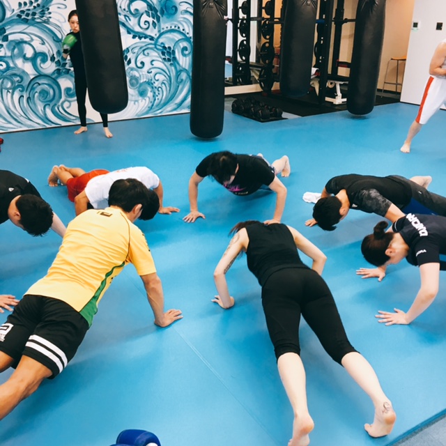 「腕立て300回」は絶対ムリ?できるようにするたった1つの方法|オヤジ総合格闘技部